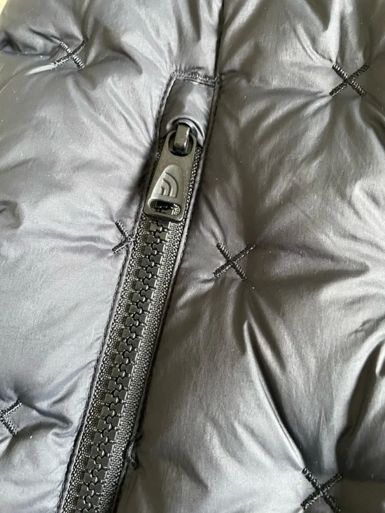 The North Face Holladown Quilted Insulated Down Vest - Picture 11 of 15